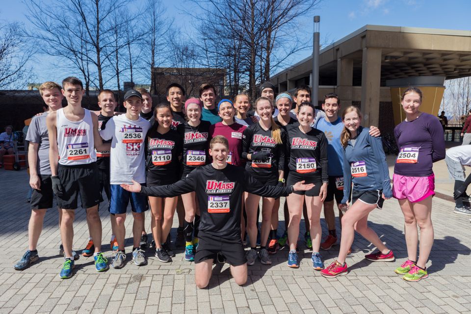 LChamberlain98's tweet photo. UMass Club Running at the annual Dash and Dine 5K! @UMassDining @UMassAmherst https://t.co/dwP3HgcNSW