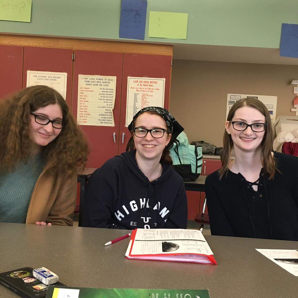 gdplayers's tweet photo. Senior Spirit #gdrsdchat #gdstrong #artsmatter https://t.co/bTlM4tt0ou