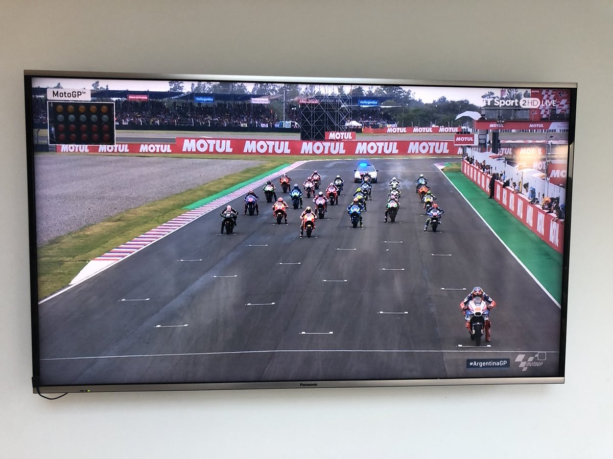 jonathanrea's tweet photo. Remember this picture. It will be an iconic one! Let’s be having a good race now chaps! https://t.co/HoMRjOALZw