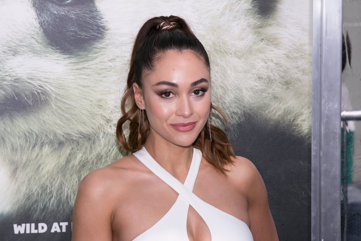 best of the 100 tweet media