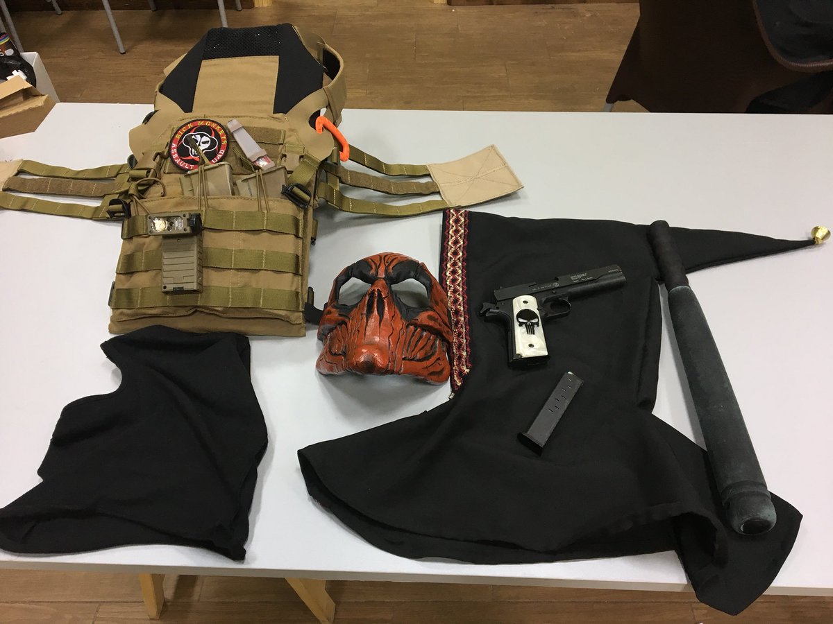 jmscaronte's tweet image. Otro dia en la oficina...#smas #zombies #ledevents #villarrubia