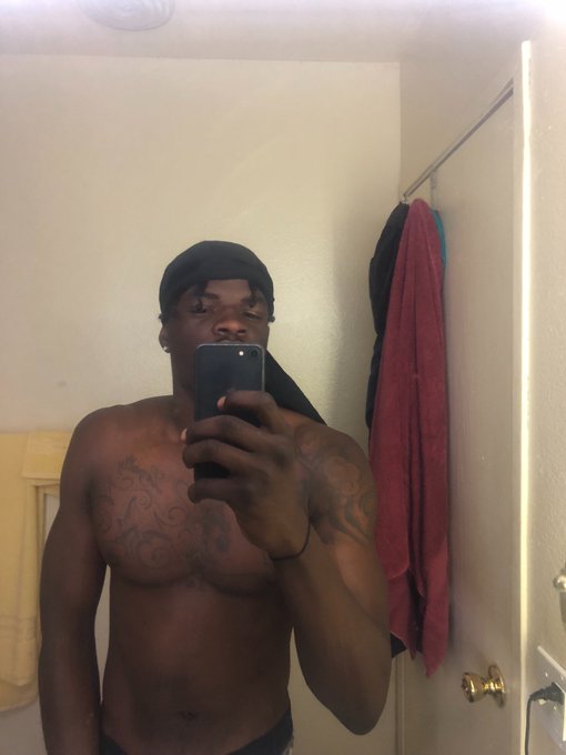 https://t.co/ayF2w24Noy<a href="/tag/blackboysbreaktheinternet"class="tags"><span>#blackboysbreaktheinternet</span></a>