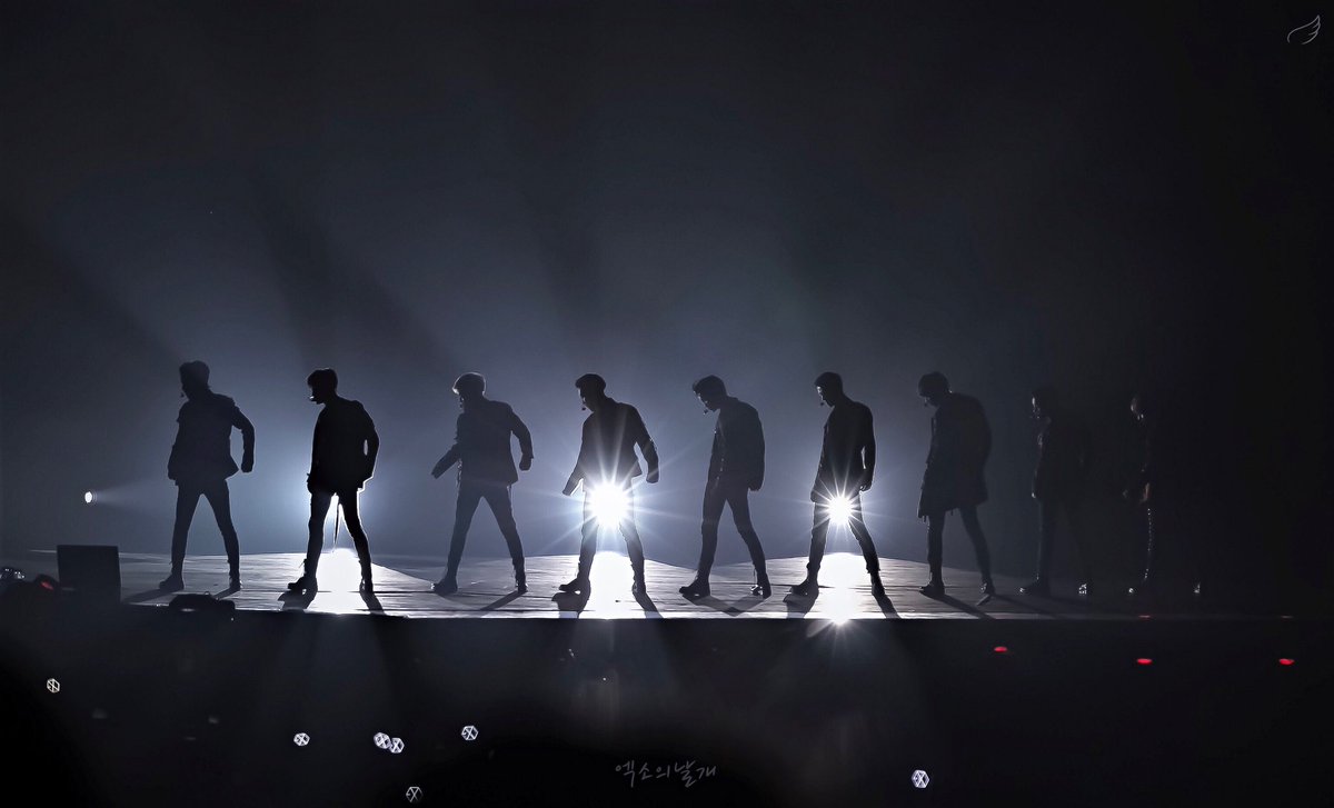 tragyeol's tweet photo. Hãy Đi cùng nhau lâu thật lâu nhé!!** #6YearsWithEXO #EXO6thAnniversary #EXO @weareoneEXO https://t.co/ezy8AXDTRV