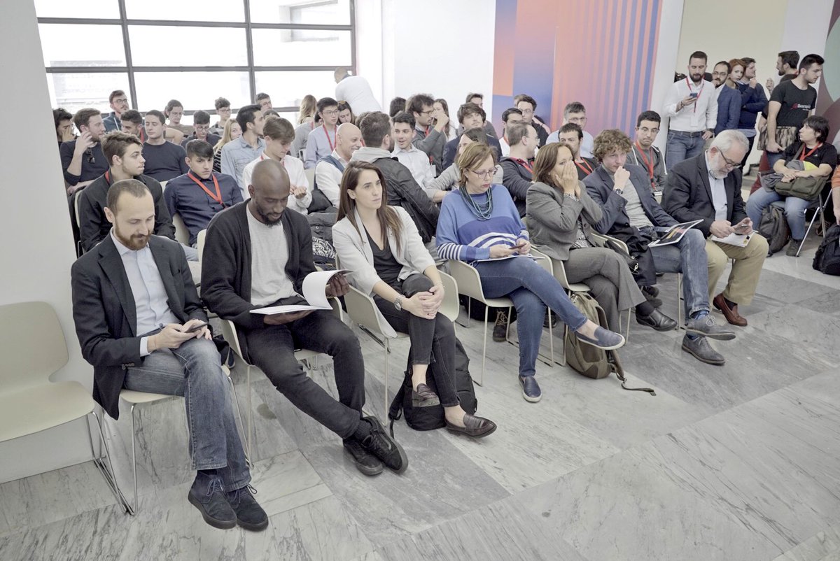 opinnoitaly's tweet photo. I giurati sono pronti ad ascoltare i progetti che tra poco verranno presentati a We Gil! - "#MobilityHACK: #disrupting the #mobility #industry" • @timwcap @mytaxi_it @campuspartyIT @RomaStartup @Roma @AgidGov @millionaireit https://t.co/gxQqyIejEH