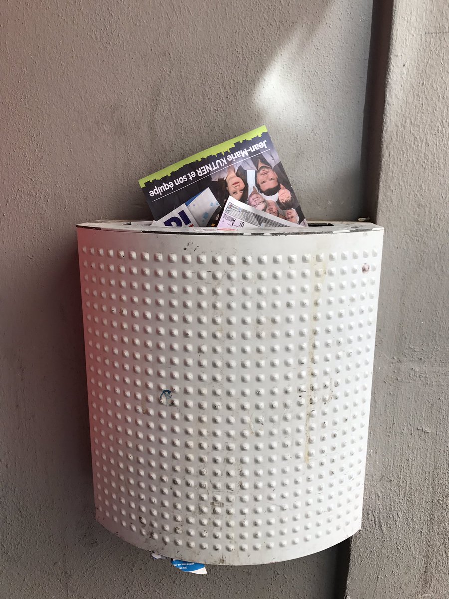 Napolivana's tweet photo. En chemin vers le bureau de vote. #Schiltigheim #electionsMunicipales #démocratie #participActive https://t.co/oU6rwCj0SF