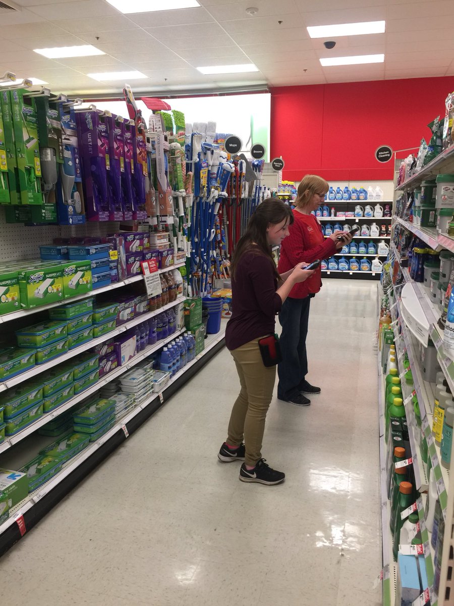 ReAnnWilson's tweet image. Truck worked✔️ Opalhouse Launch✔️ Total Store Scan in Progress ✔️ #g196sundaySCANday #T0663 #ScanItAll @lindsayholicky @RicaDevas