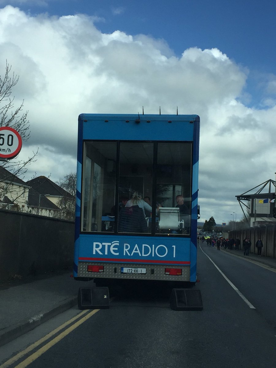 ohfadabee's tweet image. Rather you than me @jacquihurley #sweltering #thehotseat 😂