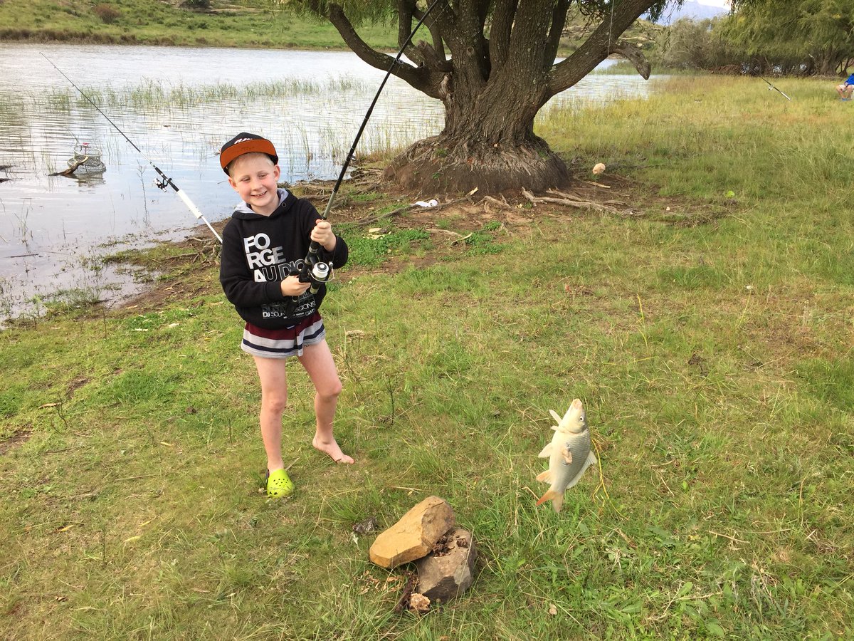 thesilentcow's tweet photo. The best thing about #cubing is you can combine it with almost any other activity. #fishing #freestate #learn2solve #thesilentcow #megaminx https://t.co/1XCpiJXE5d