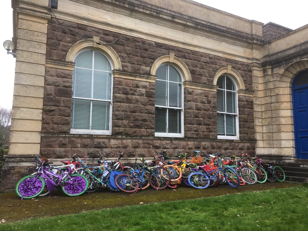 UskTownCouncil's tweet photo. Great news! Our supply of bikes to decorate for the Usk Bike Off competition have now arrived at The Sessions House. If youβd like to collect one you can on Saturday 14th April https://t.co/ujQUq5LAsh - 12noon and Thursday 19th April 4pm - 7pm #uskbikeoff #velothonwales #cycleusk https://t.co/cBwsP4JSSg
