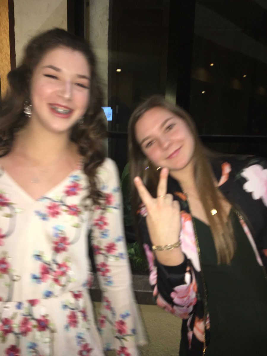 MaggieWinegar's tweet photo. Happy Birthday to some of the greatest people born on April 8! ✌🏼🎂 https://t.co/3P0YbrN8Ly