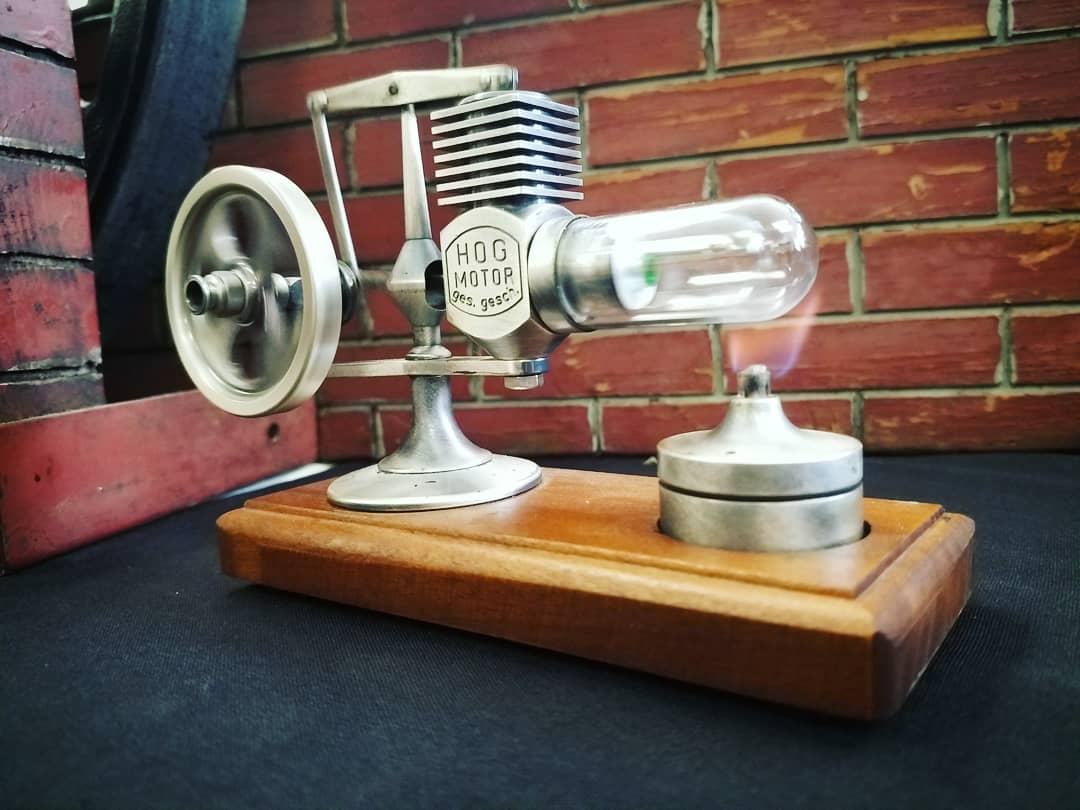 HallHdotcom's tweet photo. Antique Gas &amp; Steam Engine Museum, Inc. had some cool things on display at the #steampunk @GaslightConSD #GaslightGathering yesterday.

Make sure to go check them out today! ~Aaron

If you'd like to visit their museum, here's their website: https://t.co/azf2Nk1Vsa https://t.co/MrJMffUNvG