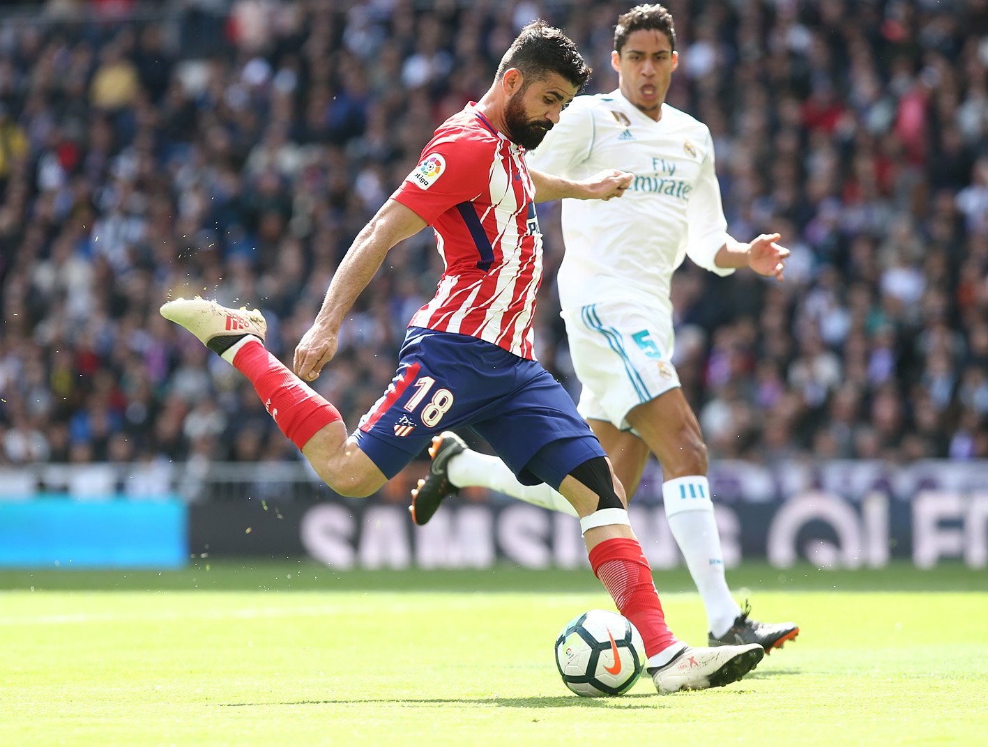 Барнсли англия. Ливерпуль команда 2022. Mane liverpool training. Ман утд. Match blog.