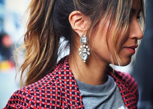 botonamon's tweet image. ¿Complementos XXL o minimalista? Elige el que quieras, pero hazlo bien. Inspírate en este post botonamon.com/2018/04/08/com…