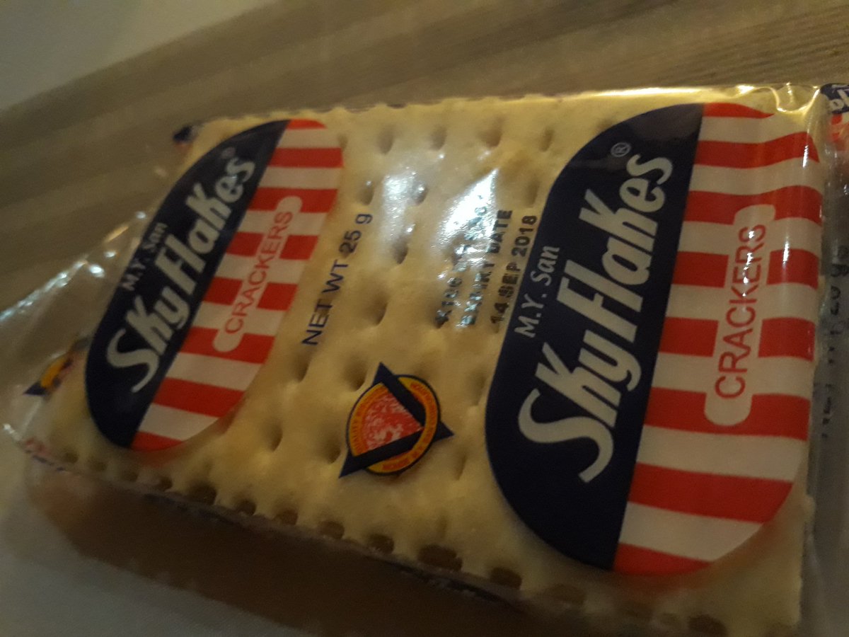 Mamurimj's tweet photo. "Sky flakes hahaha habang tumatagal lumalayo ang biyahe😂 https://t.co/LJpuzpmGyf