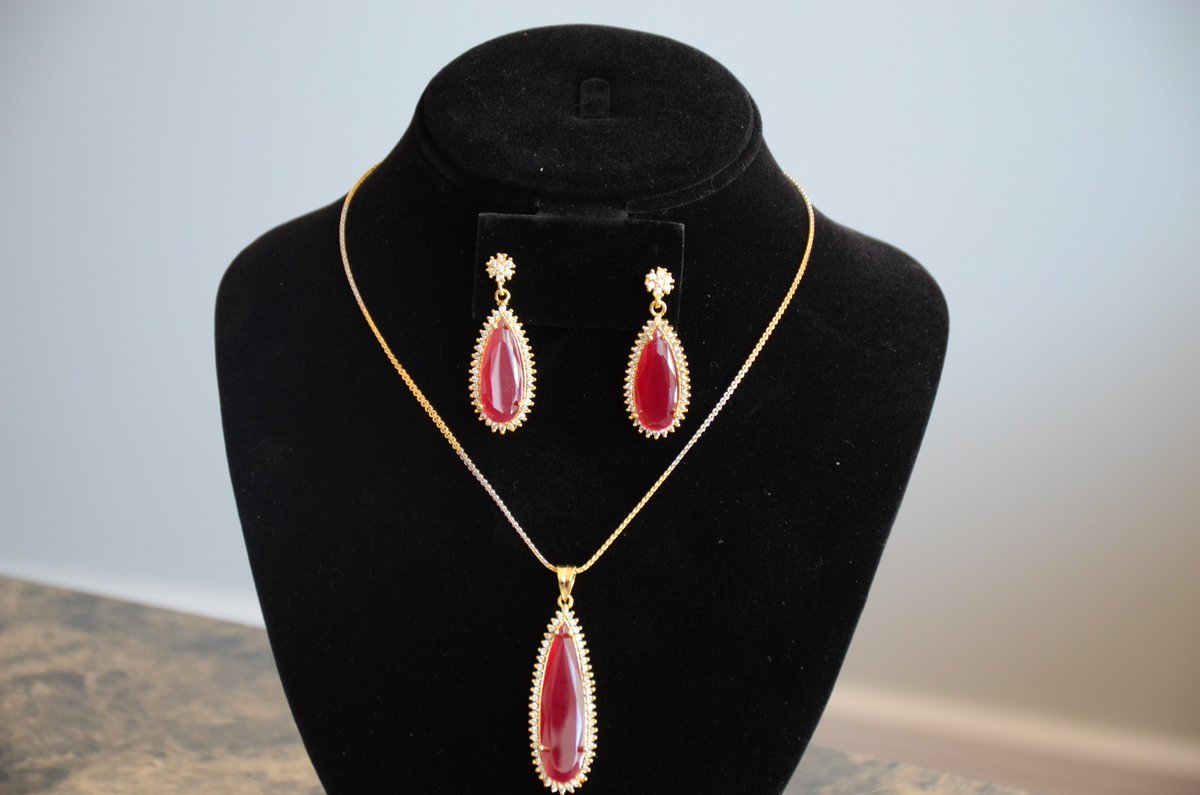 MuktaJewelry's tweet photo. #jewellery #gems #necklace #shopping #fashionable #fashion #women #girls #style #swag #photooftheday #love #summet #muktajewelry #gorgeous #instagood #instafashion #ringstack #couplegoals #dressselfie #self #viral #nice #likeforlike #womensfashion #iamunode50 #toronto
#canada https://t.co/QuB2SOyHVq