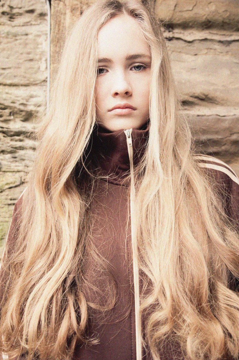 Harriet_webbo's tweet image. #testshoot #adidas #retroadidas #model #teenmodel