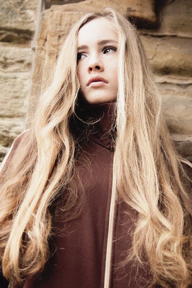 Harriet_webbo's tweet image. #testshoot #adidas #retroadidas #model #teenmodel