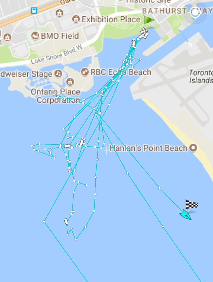 PARA_Rescue's tweet photo. Busy day on the water today for our crew and our @CCGACA @TorontoSAR #SARPartners supporting @HMCS_York #DMX3 https://t.co/qqzOSqYYgr
