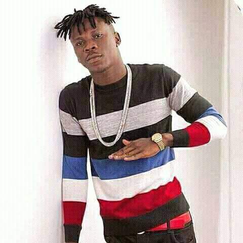 maadfc's tweet image. Who do u think will be winning more at the #VGMA ..?

❤ for Shatta Wale...  
RETWEET for Stonebwoy... 

Aaand GO!!!