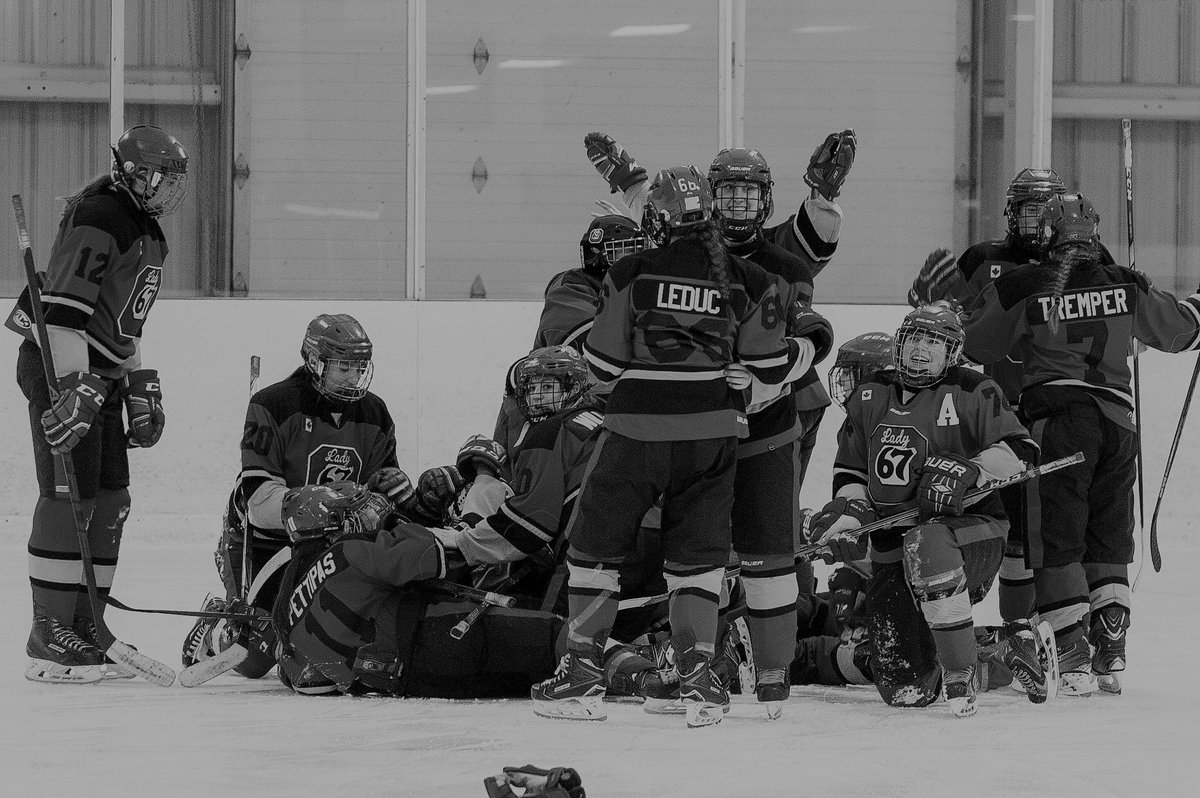 SPasiechnyk's tweet photo. What a ride! Fell a bit short at Provincials but still a successful season with an incredibly talented team. 50 Wins in 78 games (50-16-12), Pink the Rink tourney Champs, 1st in ODWHA Regular Season, City MAA Champs &amp; 1st in Regional Playdowns. So much to be proud of! #Lady67sMAA https://t.co/Z8TexxIb5F