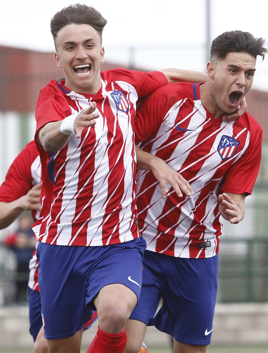 AtletiAcademia's tweet photo. 🏆 El Atlético de Madrid Juvenil A, brillante campeón de liga
CRÓNICA 📝 ➡ https://t.co/qdJ5H2OEWq
GALERÍA 📸 ➡ https://t.co/sUGPpuO7kg 
#AúpaAtleti https://t.co/2wUmgi0AIW