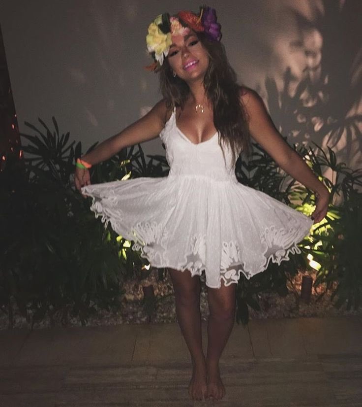 alecscottrpg's tweet image. « Whatever it takes
&apos;Cause I love the adrenaline in my veins
I do whatever it takes
&apos;Cause I love how it feels when I break the chains »