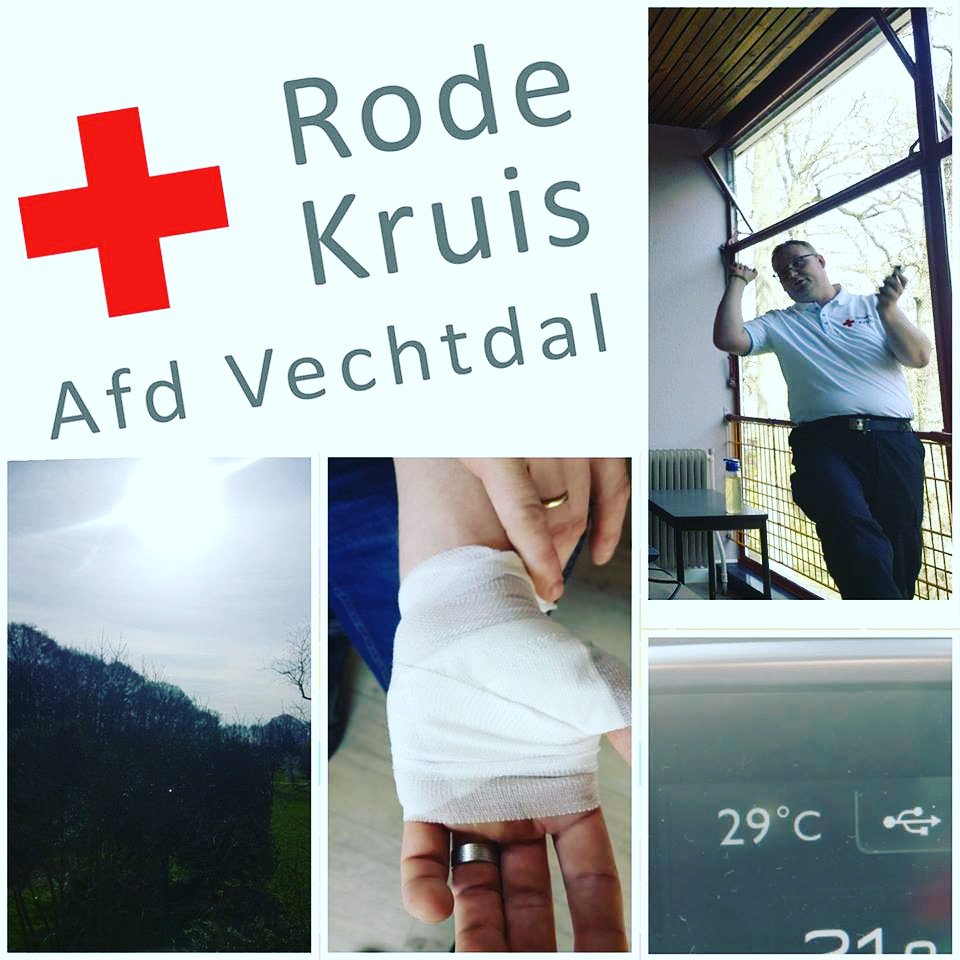 RKVechtdal's tweet photo. Gisteren, nog net aan het begin van het evenementenseizoen, zijn onze vrijwilligers allemaal weer bij geschoold

Heeft u ook een evenement waar u EHBO of medische begeleiding nodig heeft wij regelen het graag voor u. 

Rode Kruis #EHBO #Evenementenhulp Rode Kruis Medische Dienst https://t.co/AfCL9wIKFi