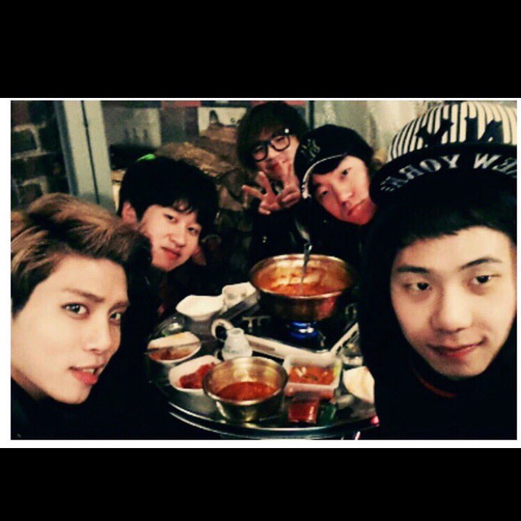 thaluuu's tweet photo. [TRANS] 180408 Hun_starr IG Update with Jonghyun: Happy birthday my friend,
I went with buddiesㅋㅋ 
Rest well, see you soon! https://t.co/UH4FhAWh81