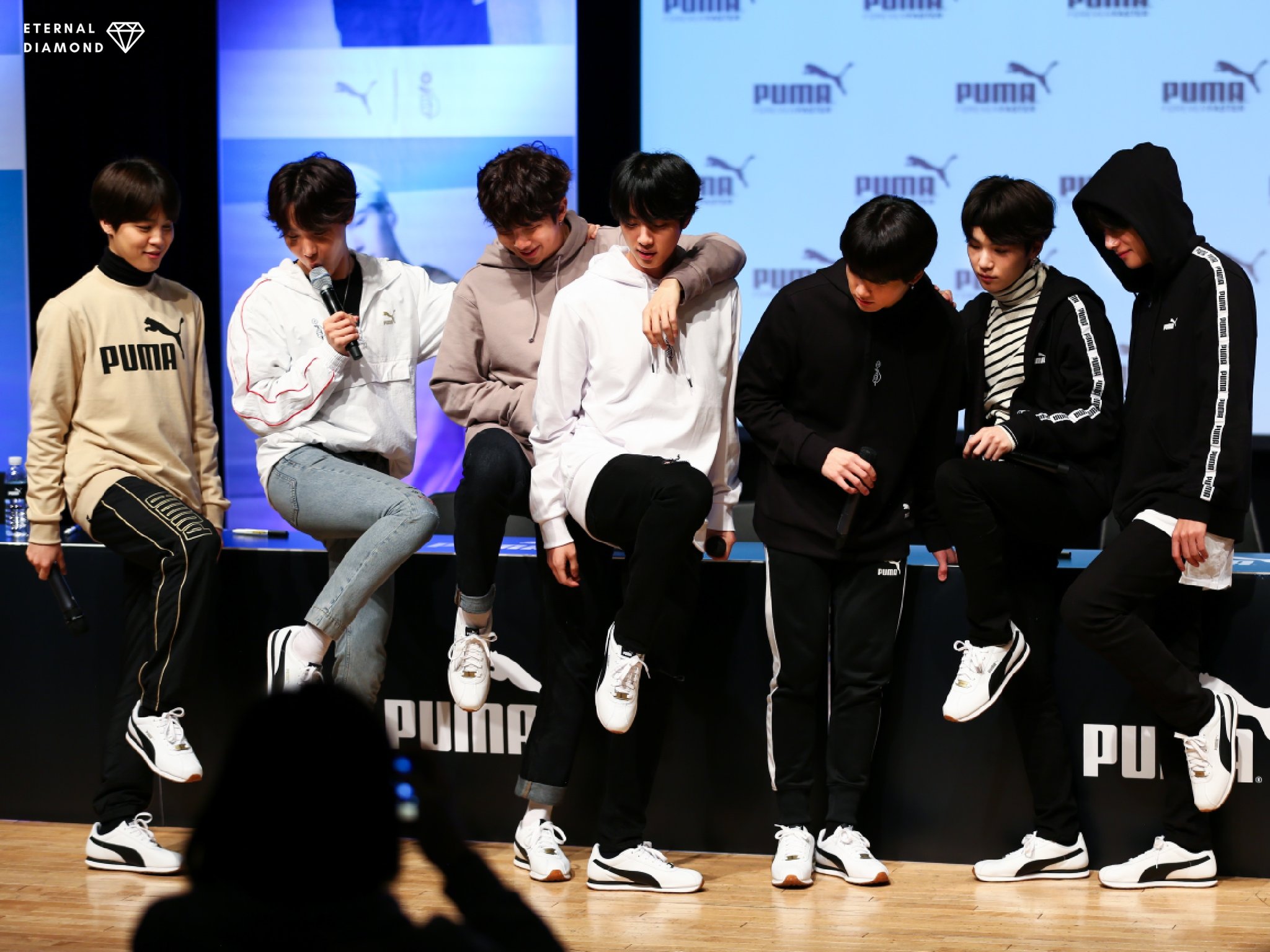 bts puma fansign