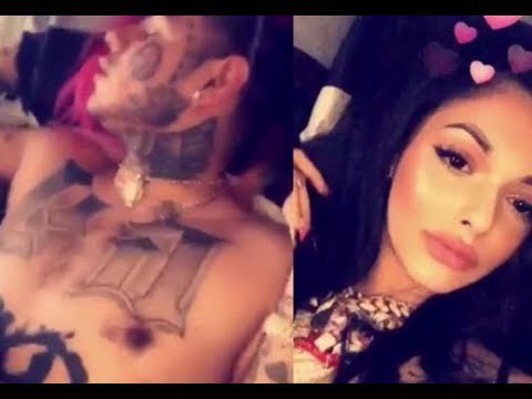 TrueGossipAlert's tweet photo. Offset’s alleged baby mother Celina Powell records herself in bed with rapper Takashi 6ix9ine and also wearing the rappers chain. #6ix9ine #CelinaPowell #ChasingChecks #TrueGossipAlert #Messy https://t.co/jXkw9wNees