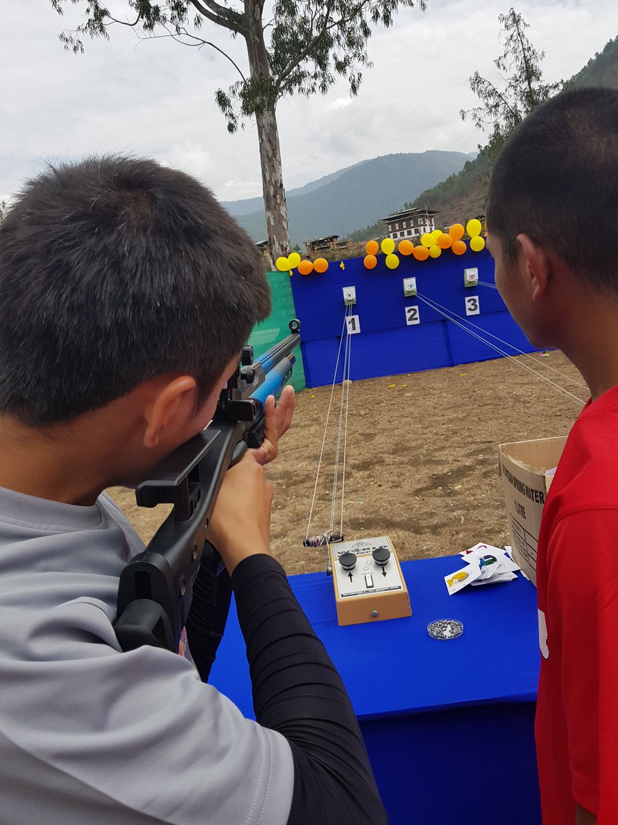 sonampayu's tweet photo. #OlympicDayCelebration along with #AGFunRun successfully completed on 7th April 2018 with about 1500 participants aged between 8-17 years old at Punakha organised by #BhutanOlympicCommitte #OlympicDayCelebration2018 #MoveLearnDiscover https://t.co/ncZ3Czq9qx