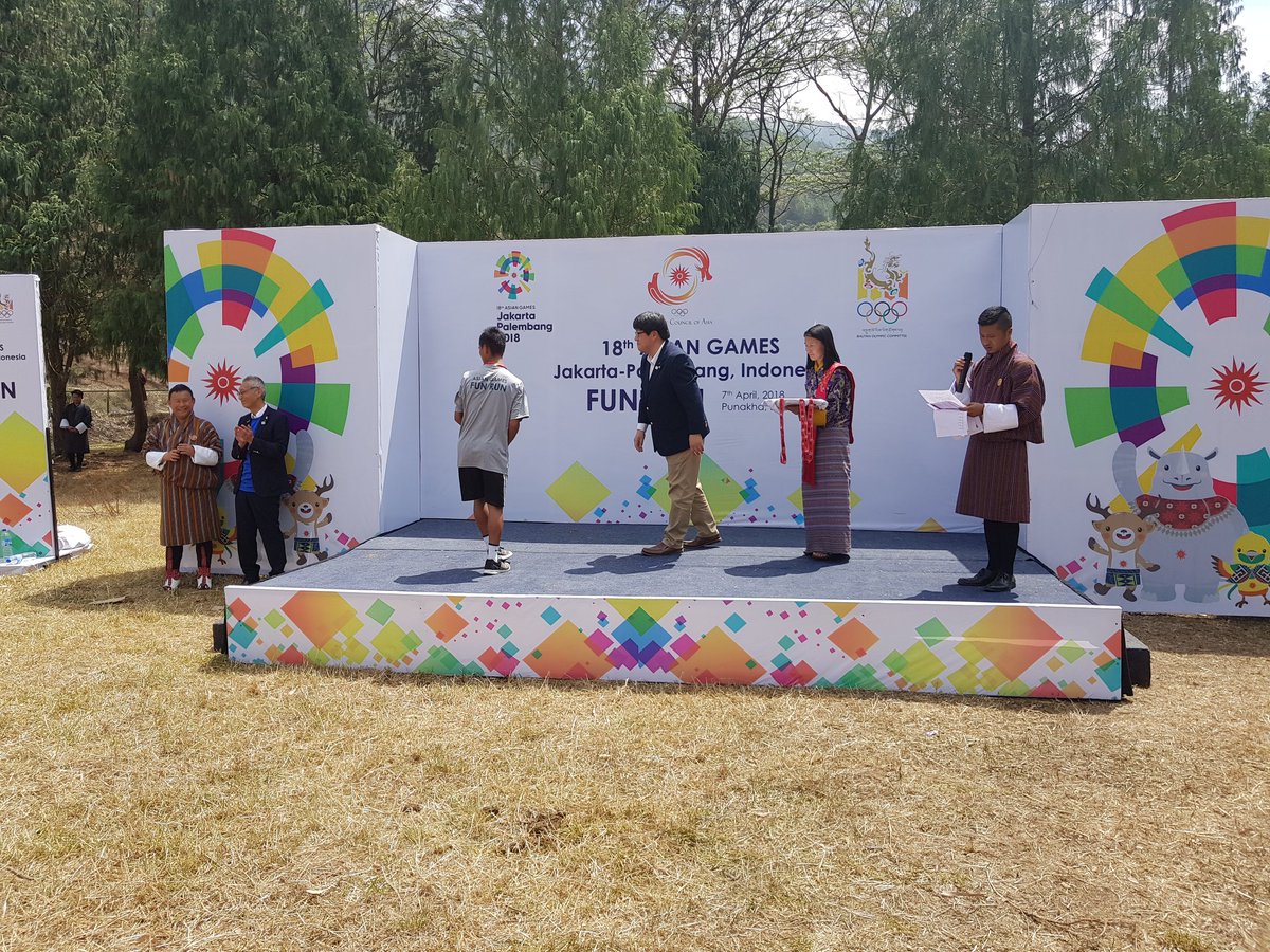 sonampayu's tweet photo. #OlympicDayCelebration along with #AGFunRun successfully completed on 7th April 2018 with about 1500 participants aged between 8-17 years old at Punakha organised by #BhutanOlympicCommitte #OlympicDayCelebration2018 #MoveLearnDiscover https://t.co/ncZ3Czq9qx
