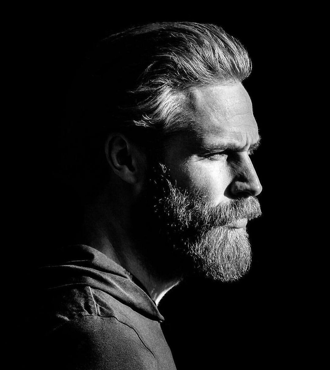 GingerDeon's tweet photo. Instagram:

вearded.

ғor нer pleaѕυre. https://t.co/yst2YVc4FG