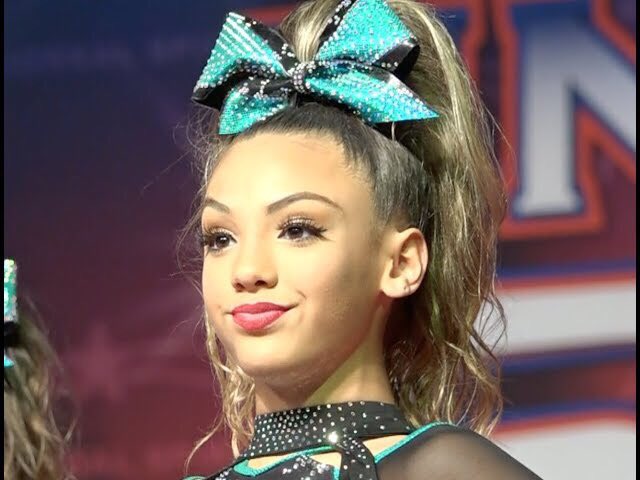 girlsgotissues's tweet photo. when ur boyfriend says "remember that time we..." but he's thinking of some other hoe https://t.co/D4T2skcvDL