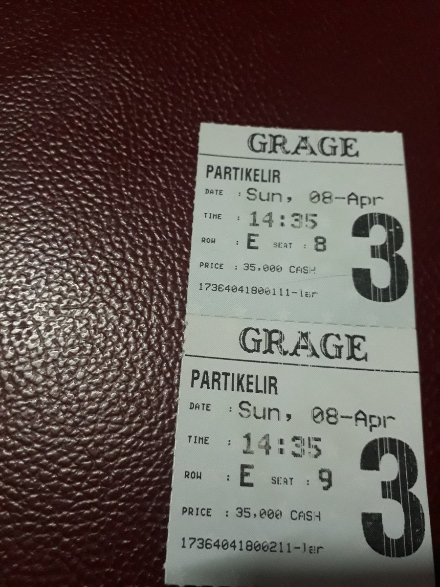 AnggraeniGie's tweet photo. awalnya nnton @PartikelirMovie krna ada bang @DevaMahenra tp setelah nnton sukaaak dan sma sekali ga ngebosenin..  nonton lagi ga yaaa.. 😁 https://t.co/52cgAjviSn