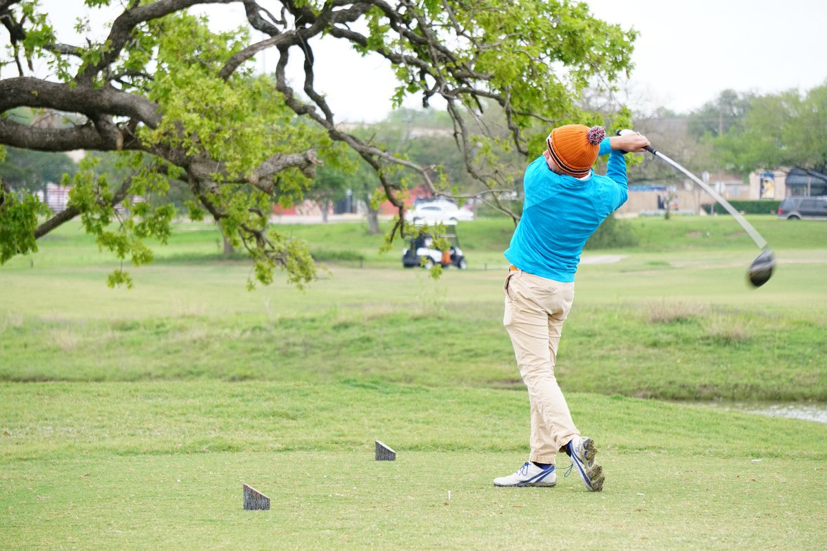NCCGATexas's tweet photo. Billy Teichman swing sequence on 8 https://t.co/Xv9Awribr3