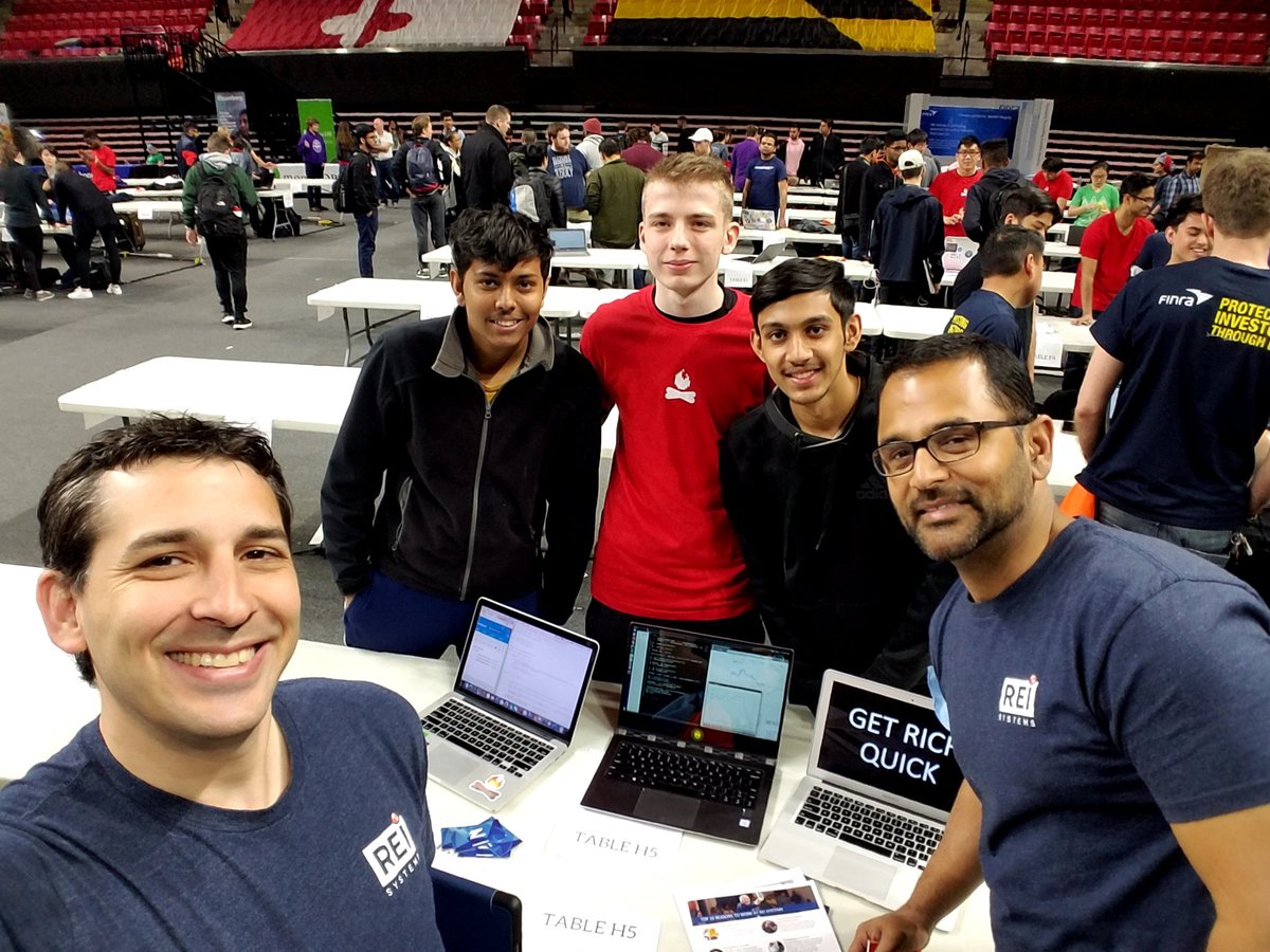 matiasnino's tweet image. In the future, you'll be able to have the stock market give you money whenever you ask for it, thanks to these experts in innovation at @Timodox at #bitcamp2018