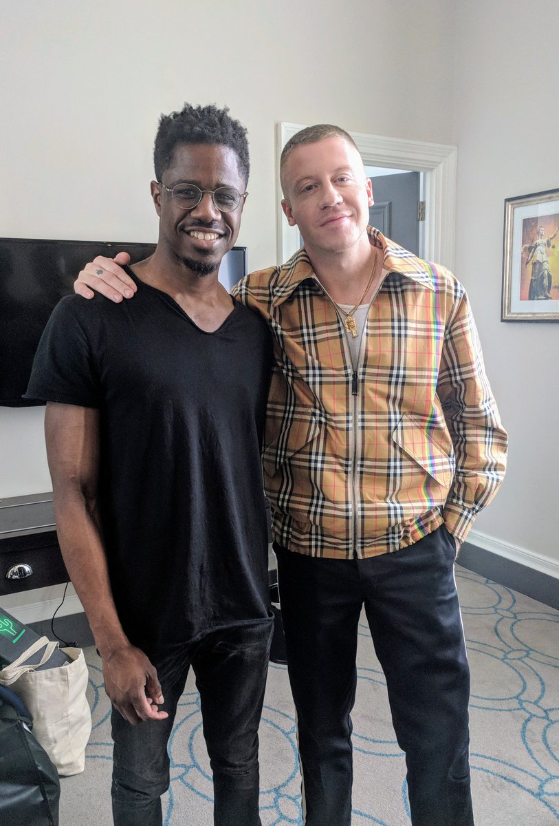 benjaminglean's tweet image. Me yesterday with @macklemore on set for @Pause_Online. Photoshoot and conducted my 1st interview. 

Soon come 

#macklemore #gemini