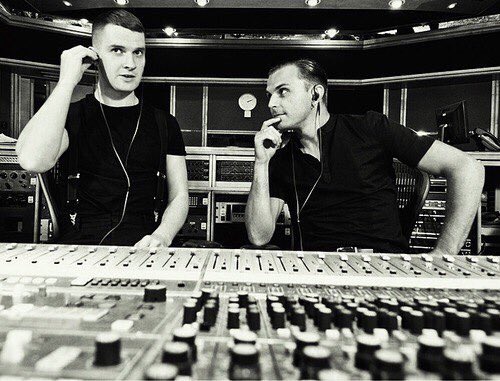hurts_ru's tweet photo. — What is the chemistry between the two of you like when you record together, when you write music together?

Adam: Great chemistry.

Theo: Perfect chemistry. https://t.co/3B2Lf8265L