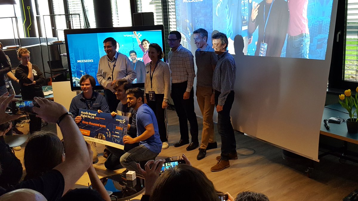 MoMeissn's tweet photo. The 3 winners of the external teams. Every team wins 3000€. #Digitalschmiede #Hbdhack @VINCI @VINCIEnergies @VINCIEnergiesD https://t.co/nyJJJ7eGR3