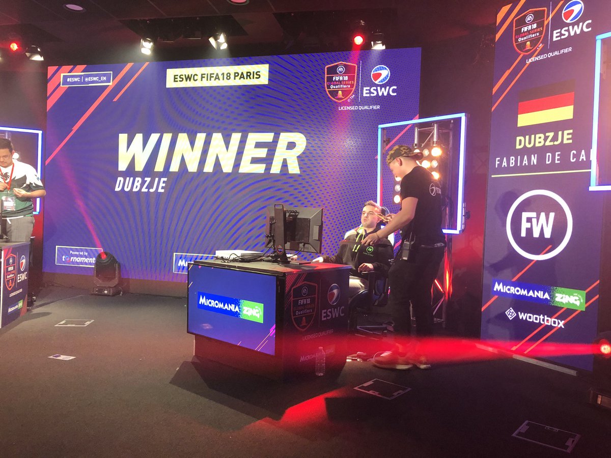 LETS GOOOOO!

4-2/2-3 means <a href="/Dubzje/">Fabian</a> wins on aggregate and is through to the final!

#TeamFUTWIZ #FIFAeWorldCup