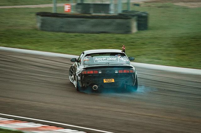 georgebale's tweet photo. Sick day at Castle Combe yesterday for Spring Action Day, as always the drift demos were the highlight. Good to see the drivers having a laugh while giving us a great show.
.
.
.
.
@castlecombecircuituk @huxleymotorsport #springactionday #castlecombecirc… https://t.co/G9teGgUiaR https://t.co/czORv9DKBg