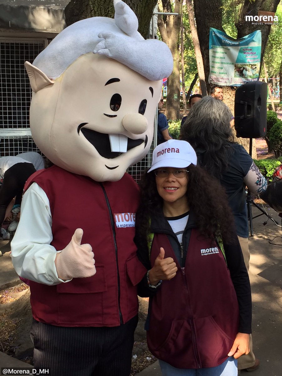 Morena_D_MH's tweet photo. Estamos en el #ParqueCañitas listos para iniciar las brigadas, mañana 6pm estaremos aquí con @lopezobrador_ @Claudiashein iniciando el camino al triunfo de #Morena https://t.co/BbnmfDqaT7