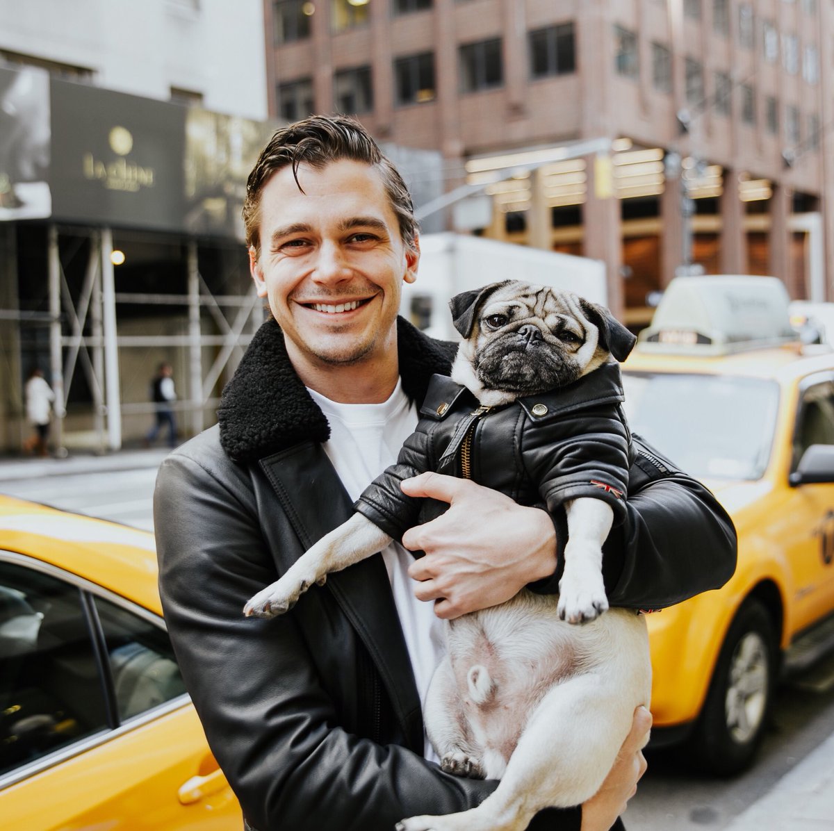 itsdougthepug's tweet photo. When all of ur Queer Eye dreams come true @antoni https://t.co/aSHFue8x7v