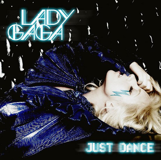 PanamaFanfest's tweet photo. Hoy hace 10 años, @ladygaga lanzó #JustDance como el primer single de su álbum Debut #TheFame. La canción fue un exito ocupando la posición #1 en varios top, este tema lanzo la carrera de #Gaga, una de las más grandes de la historia de la música pop. #10YearsOfGaga https://t.co/hpoLTpPcUd