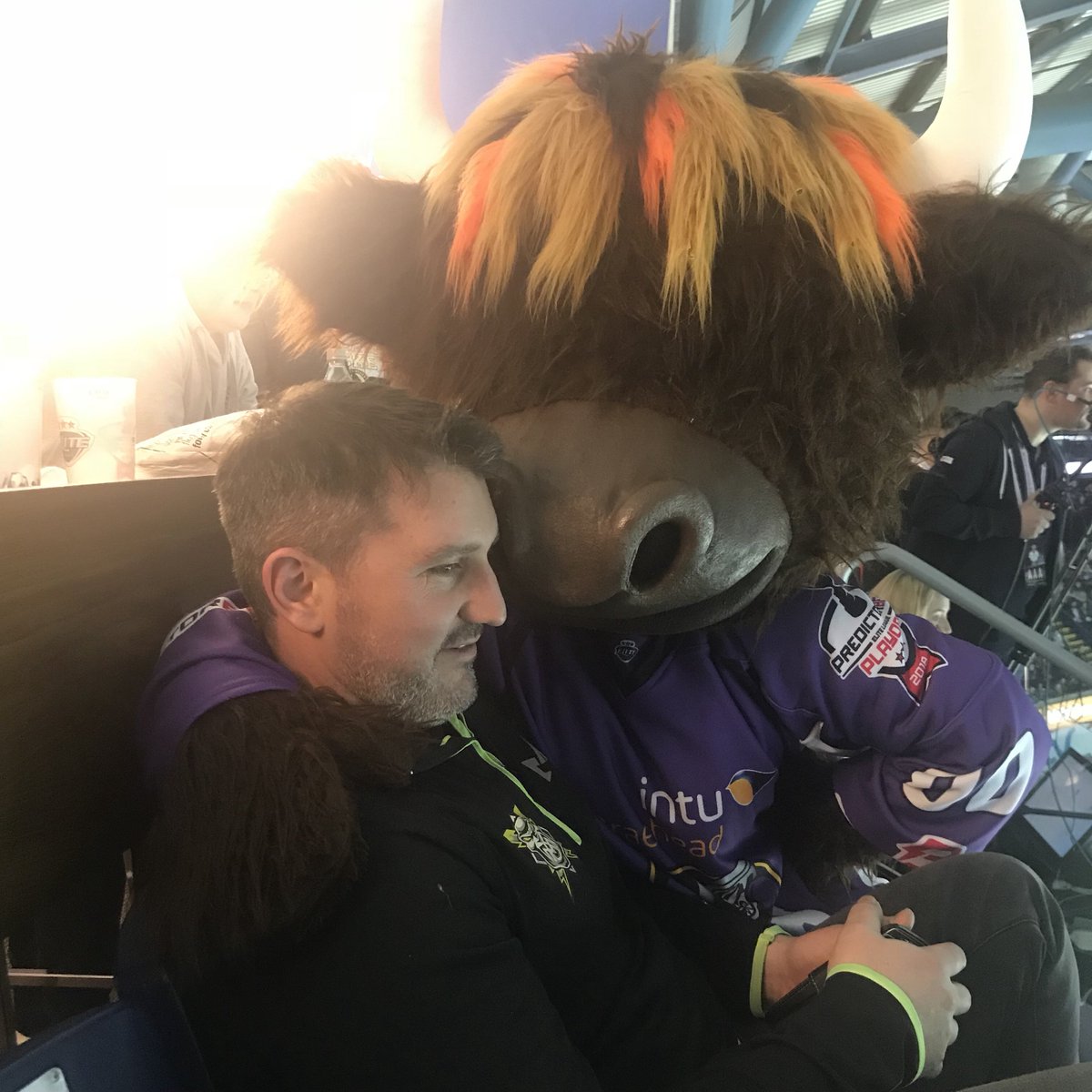 Mcr_Storm's tweet photo. 🚨#PPOFW2018🚨 - Contract negotiations underway! #ClangusIsAStormFan #WeAreStorm #ATTWWY https://t.co/4K1BlUMuD0