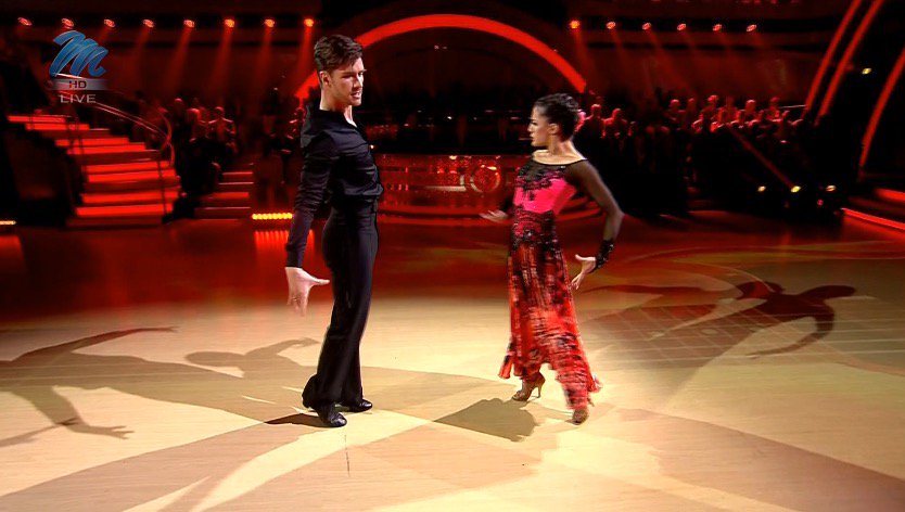 MNet's tweet photo. Taking the bull by the horns with a passionate Paso Doble on #DWTSSA, @connellcruise brought the intensity and 'owned it' - if you concur, #TeamCruiseControl needs your votes -> https://t.co/CozmvjXDc3 https://t.co/ejWwGCDBzS