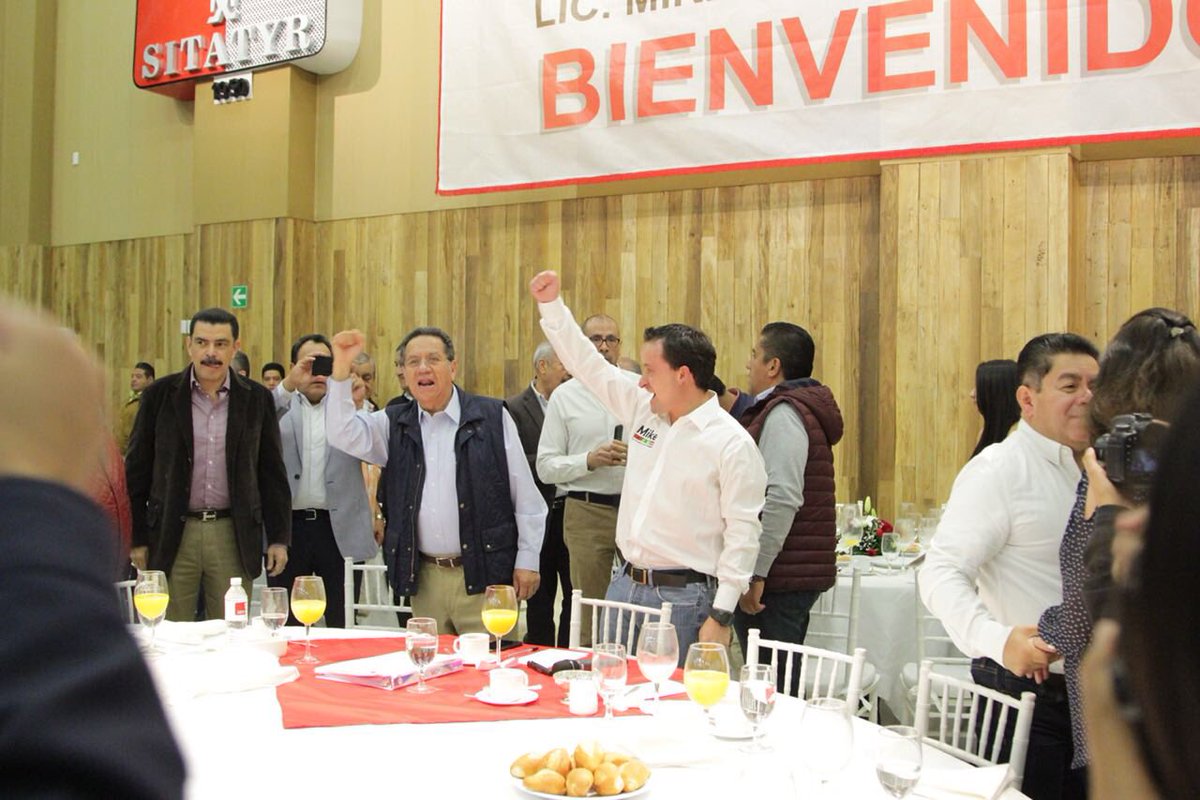 CTM_MX's tweet photo. Finaliza el desayuno con @MikelArriolaP , donde escuchamos las propuesta para mejorar #CDMX #UnidadYTrabajo #SoyCTM #CTM https://t.co/rceu1pywPR