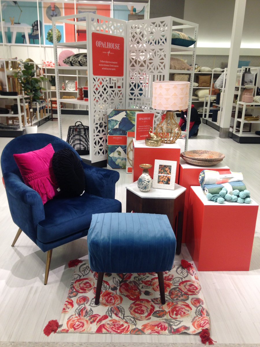 lahanson15's tweet photo. 1864 is delighting our guests with the colors and textures of #Opalhouse  @jeffklockars  @SettheT0ne   @nerdwho11 https://t.co/uk7EnpDtU6