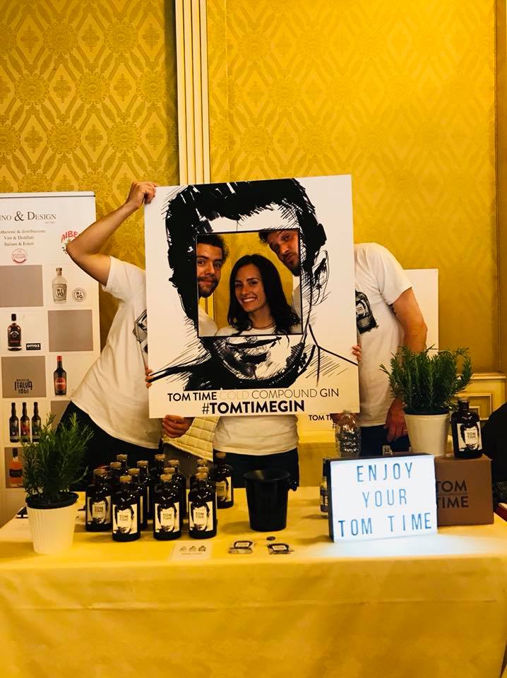 tomtimegin's tweet photo. Ieri ed oggi al #milanowhitespiritfestival Γ¨ andata benissimo!
Siamo stati tra gli stand piΓΉ gettonati dal pubblico πΈ
Avanti così!
#gin #tomtimegin https://t.co/V5TpxtXH1X